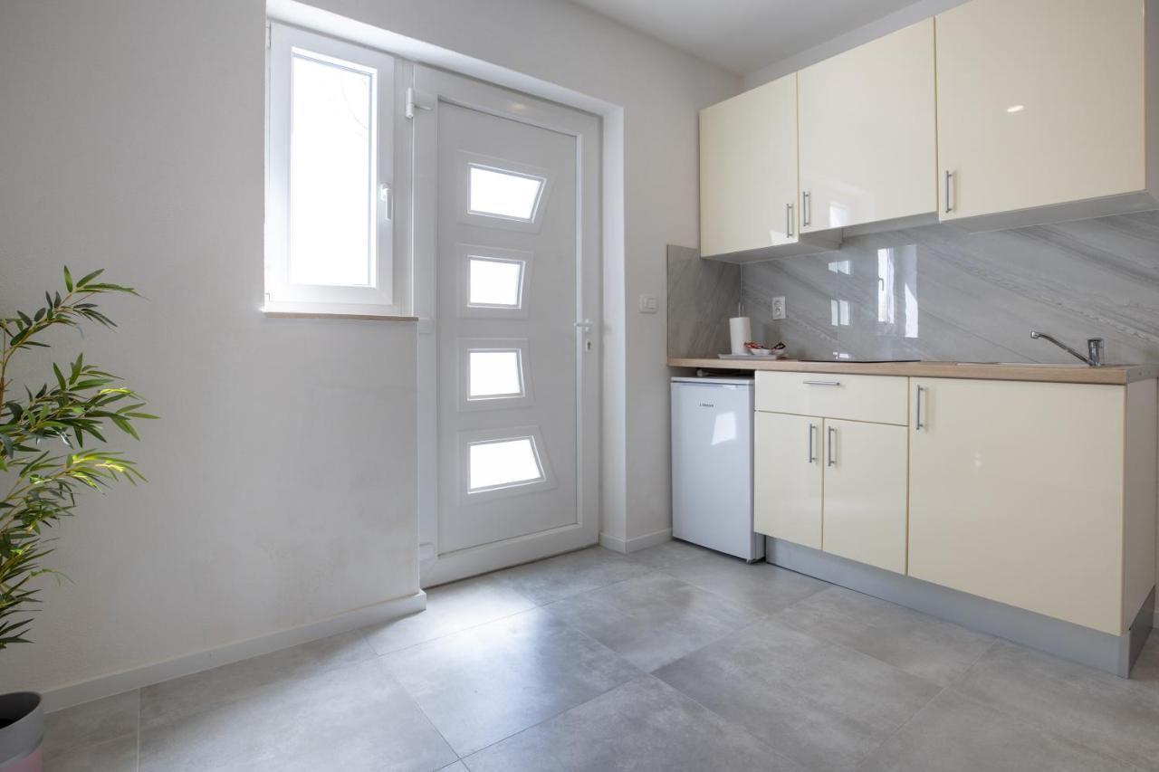 Apartmani Tomas Tučepi المظهر الخارجي الصورة