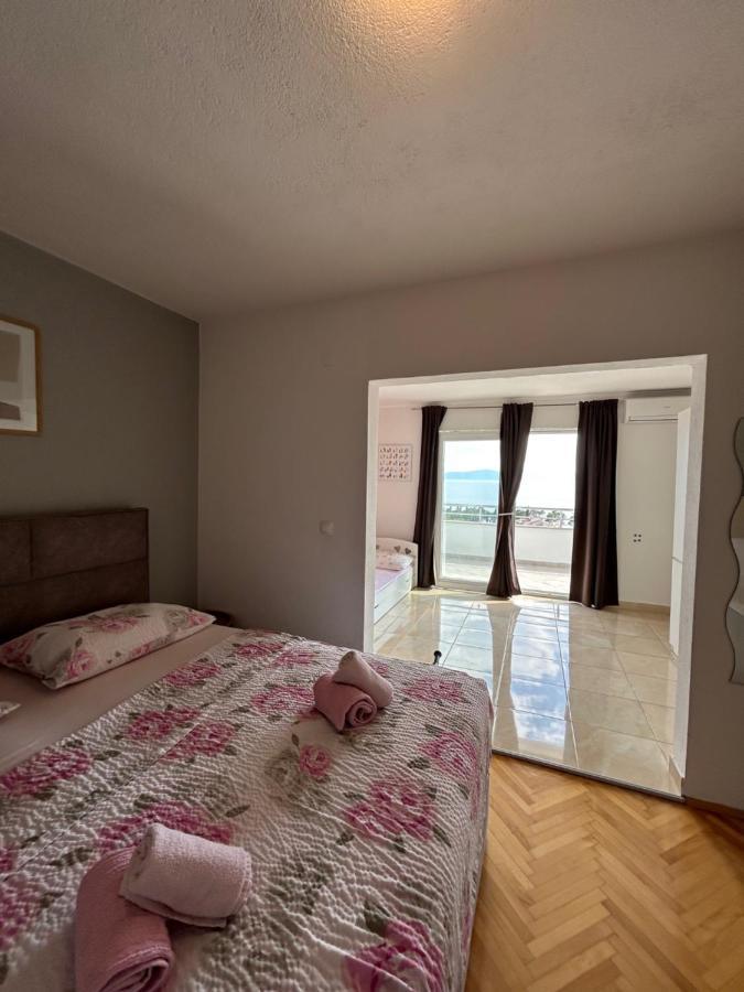Apartmani Tomas Tučepi المظهر الخارجي الصورة