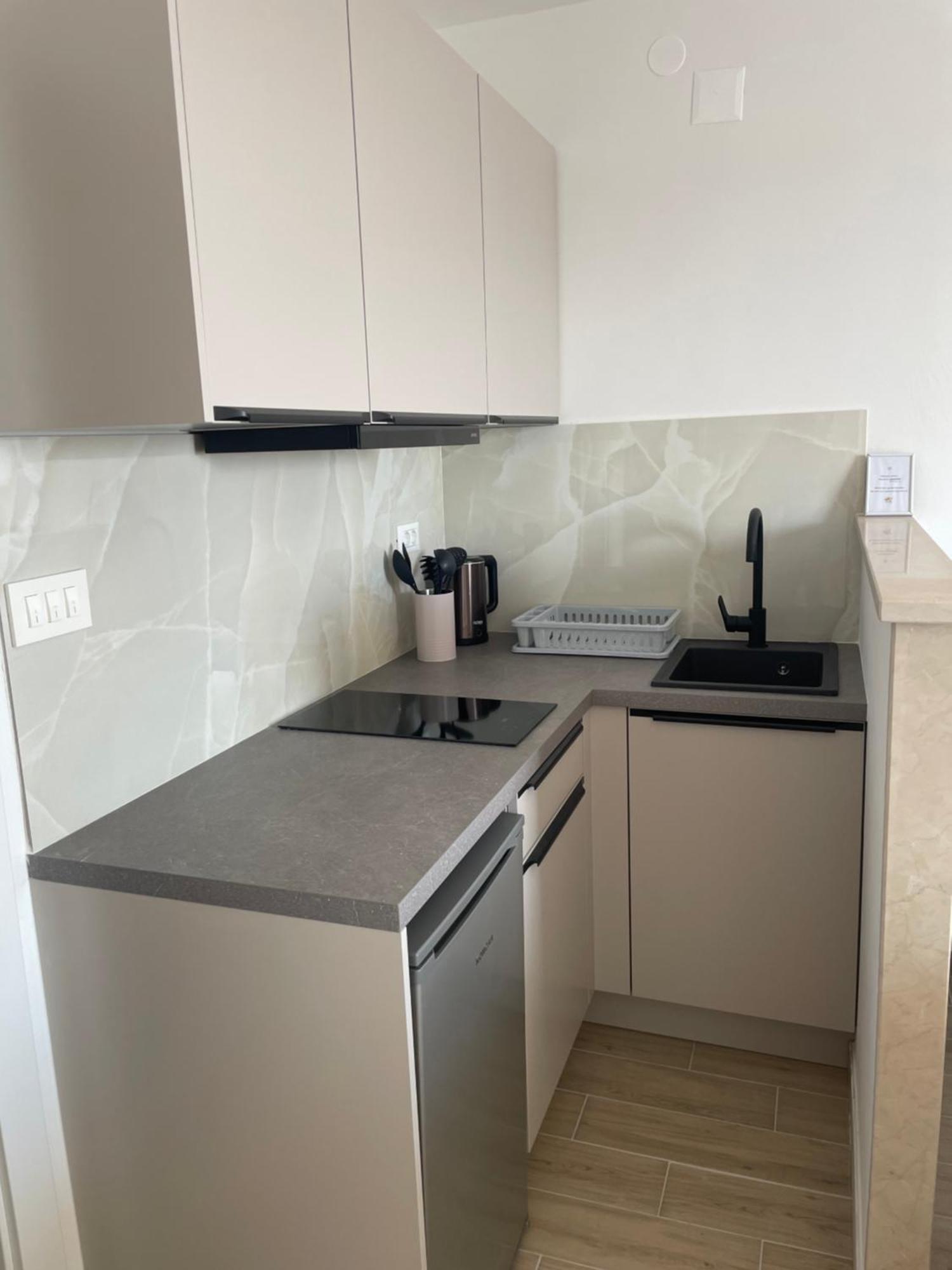Apartmani Tomas Tučepi المظهر الخارجي الصورة