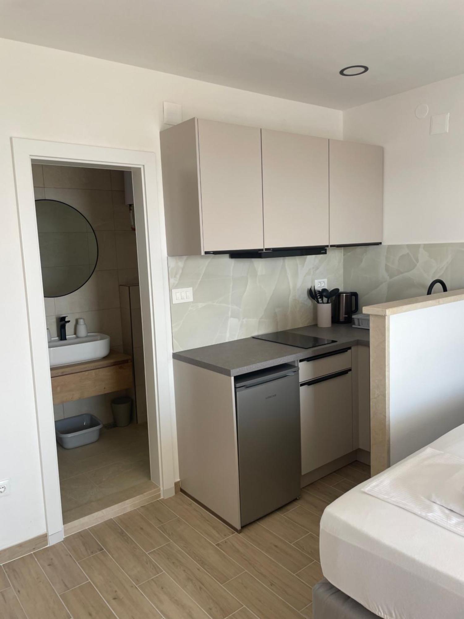 Apartmani Tomas Tučepi المظهر الخارجي الصورة