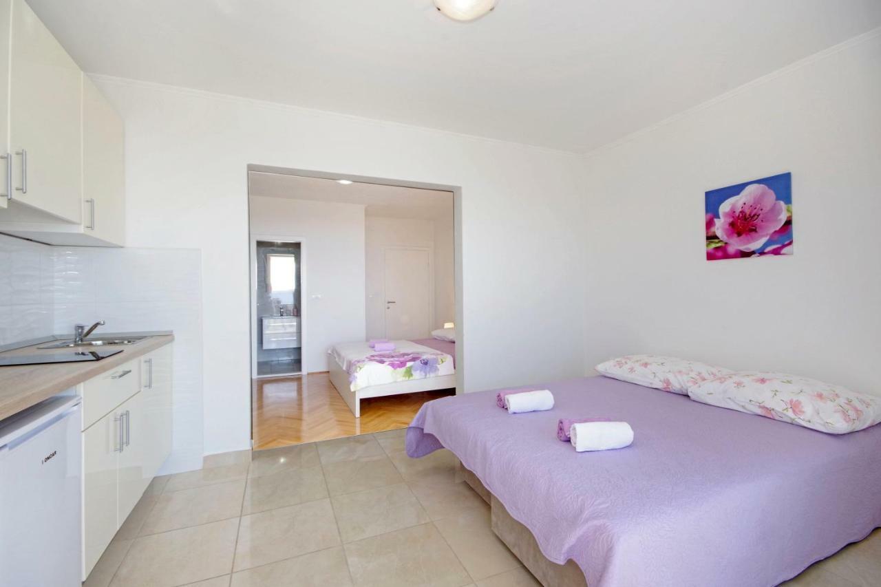 Apartmani Tomas Tučepi المظهر الخارجي الصورة