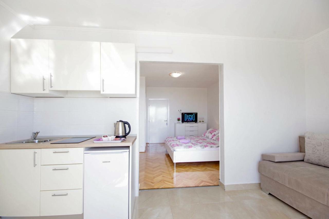 Apartmani Tomas Tučepi المظهر الخارجي الصورة