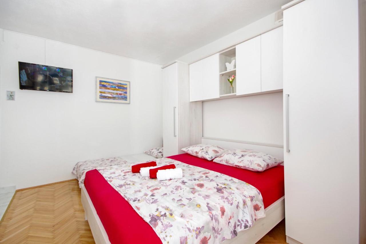 Apartmani Tomas Tučepi المظهر الخارجي الصورة