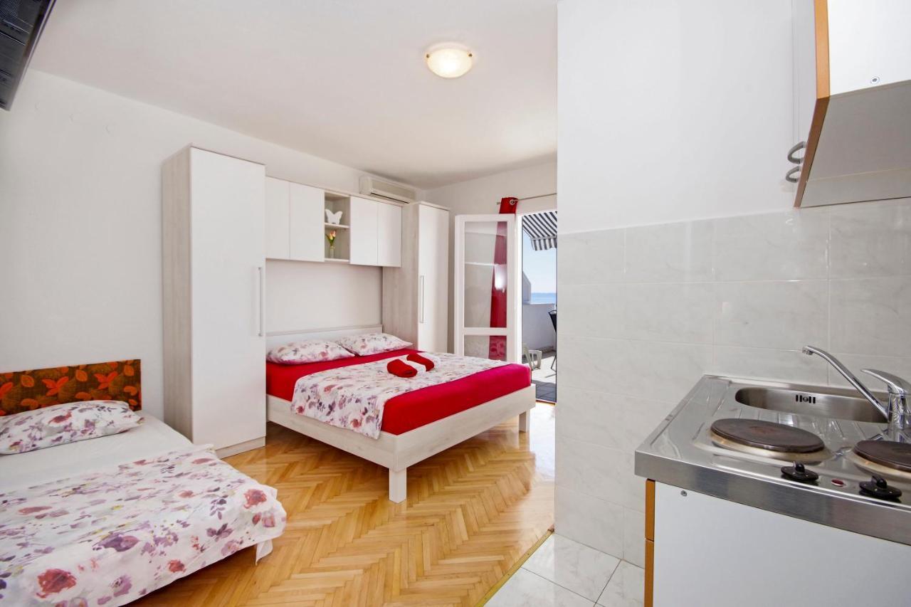 Apartmani Tomas Tučepi المظهر الخارجي الصورة
